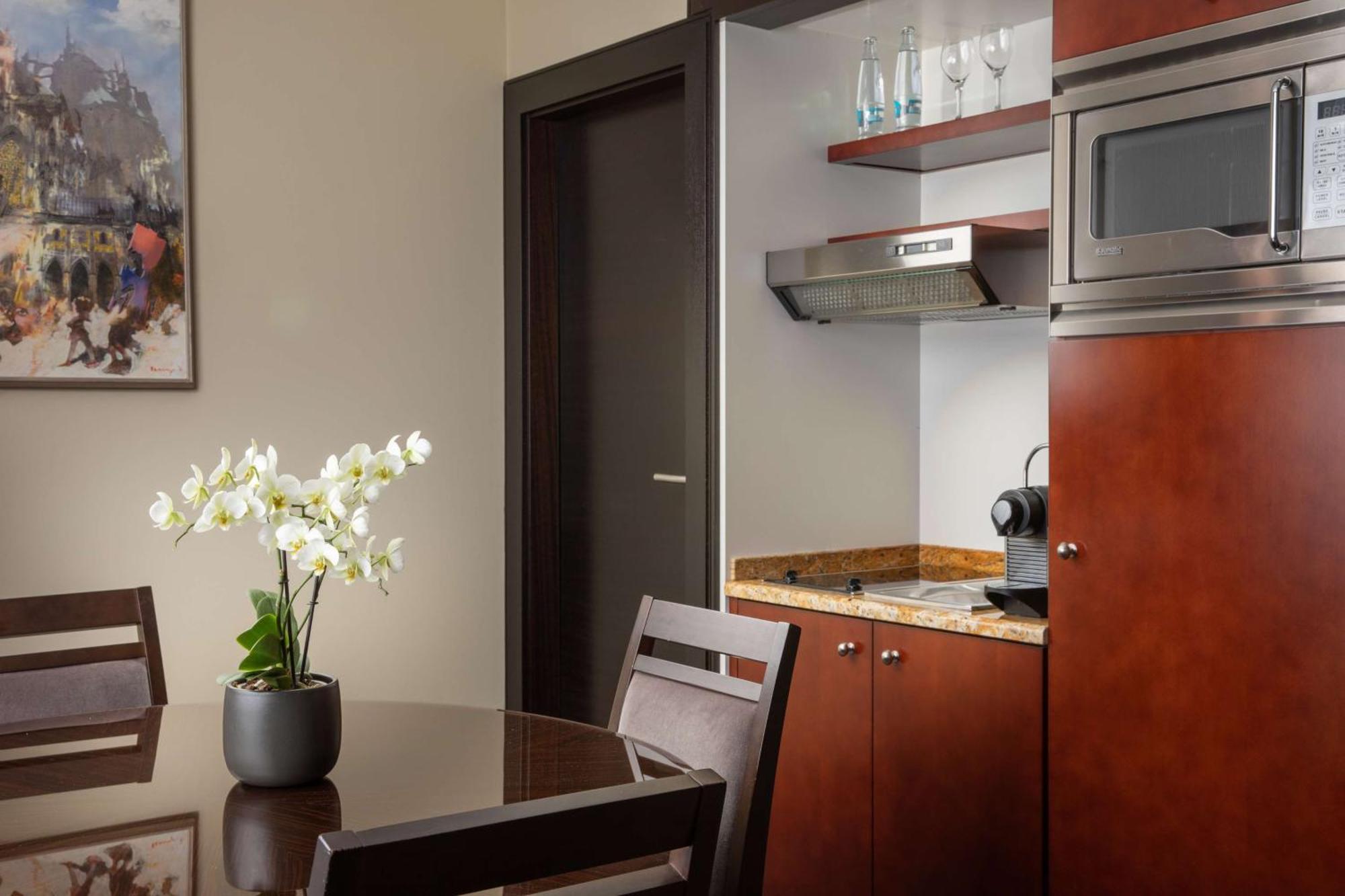 Hotel Hilton Old Town 5*
