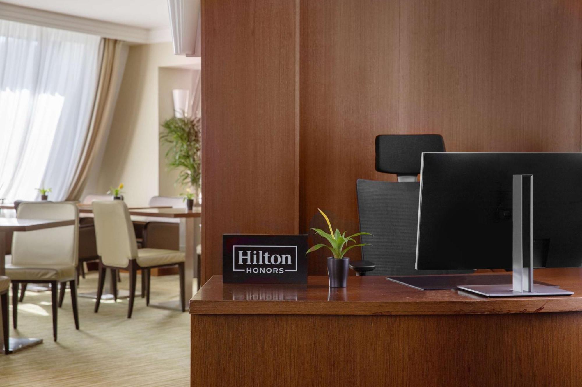 Hilton Old Town Hotel 5*