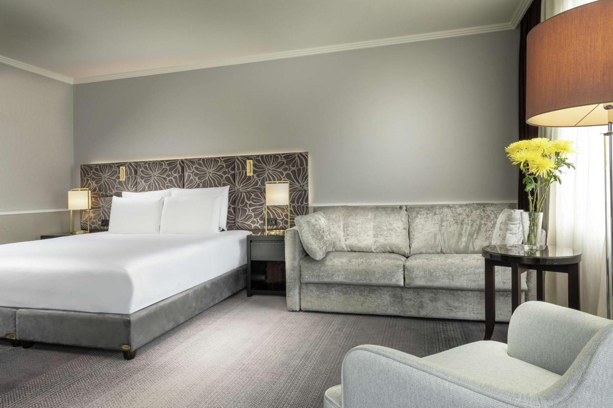 Hilton Old Town 5*