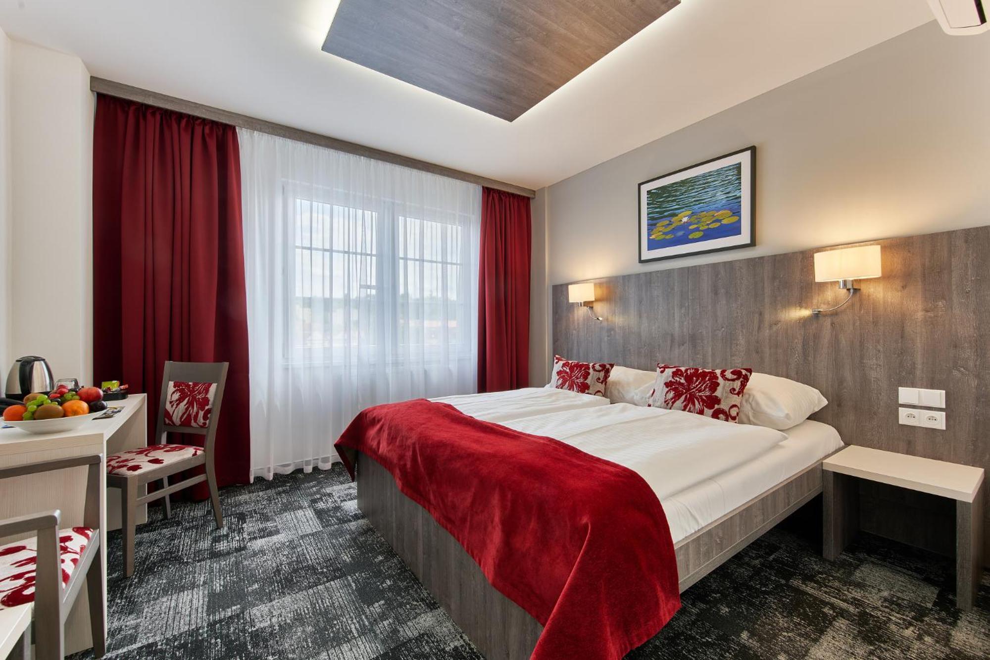 Wellness Step - Czech Leading 4* Prague