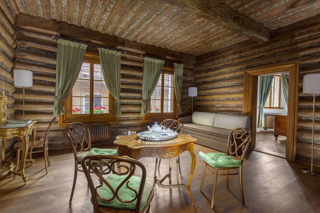 Hotel At The Grape 4*