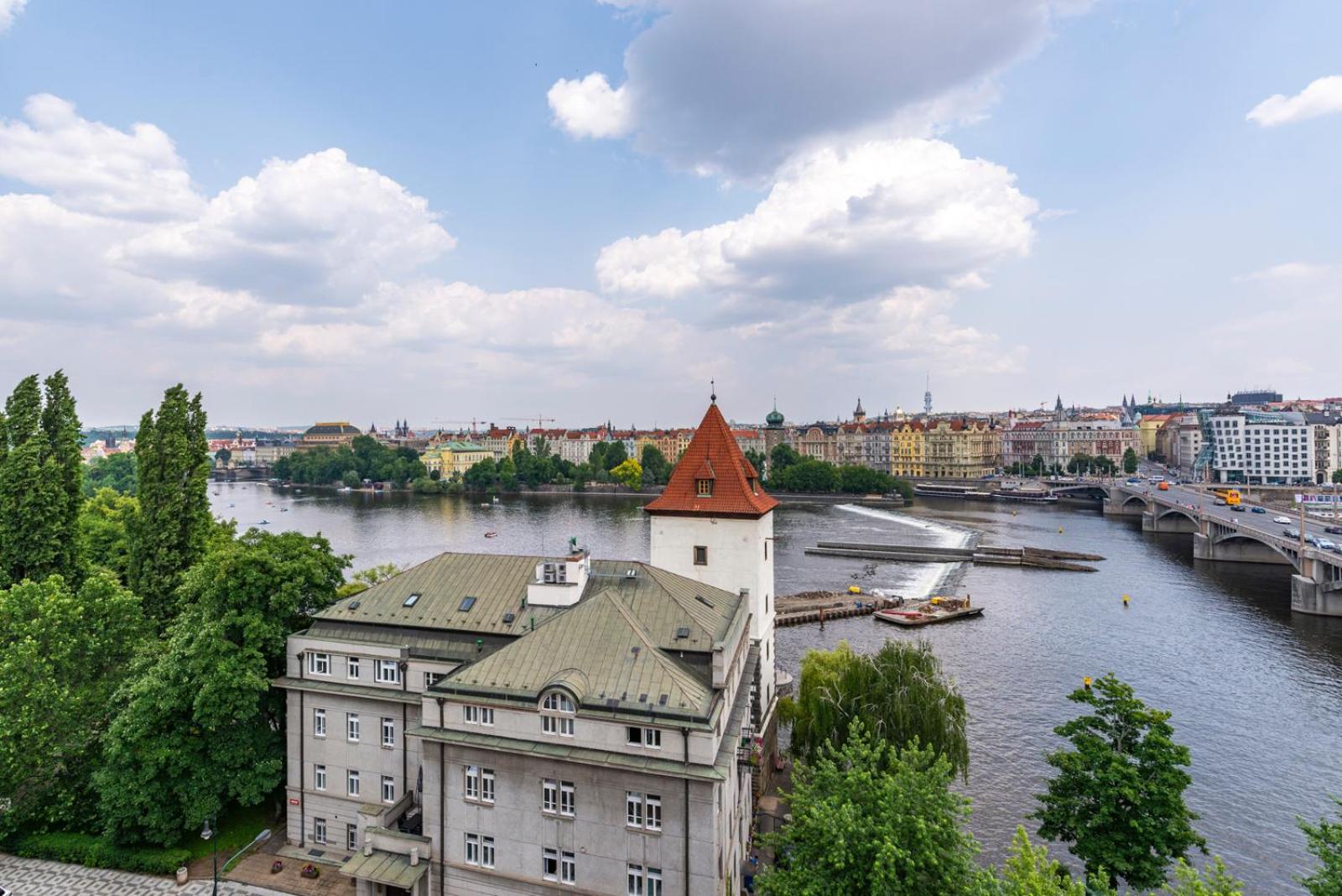Janackovo - Riverside Appart hôtel