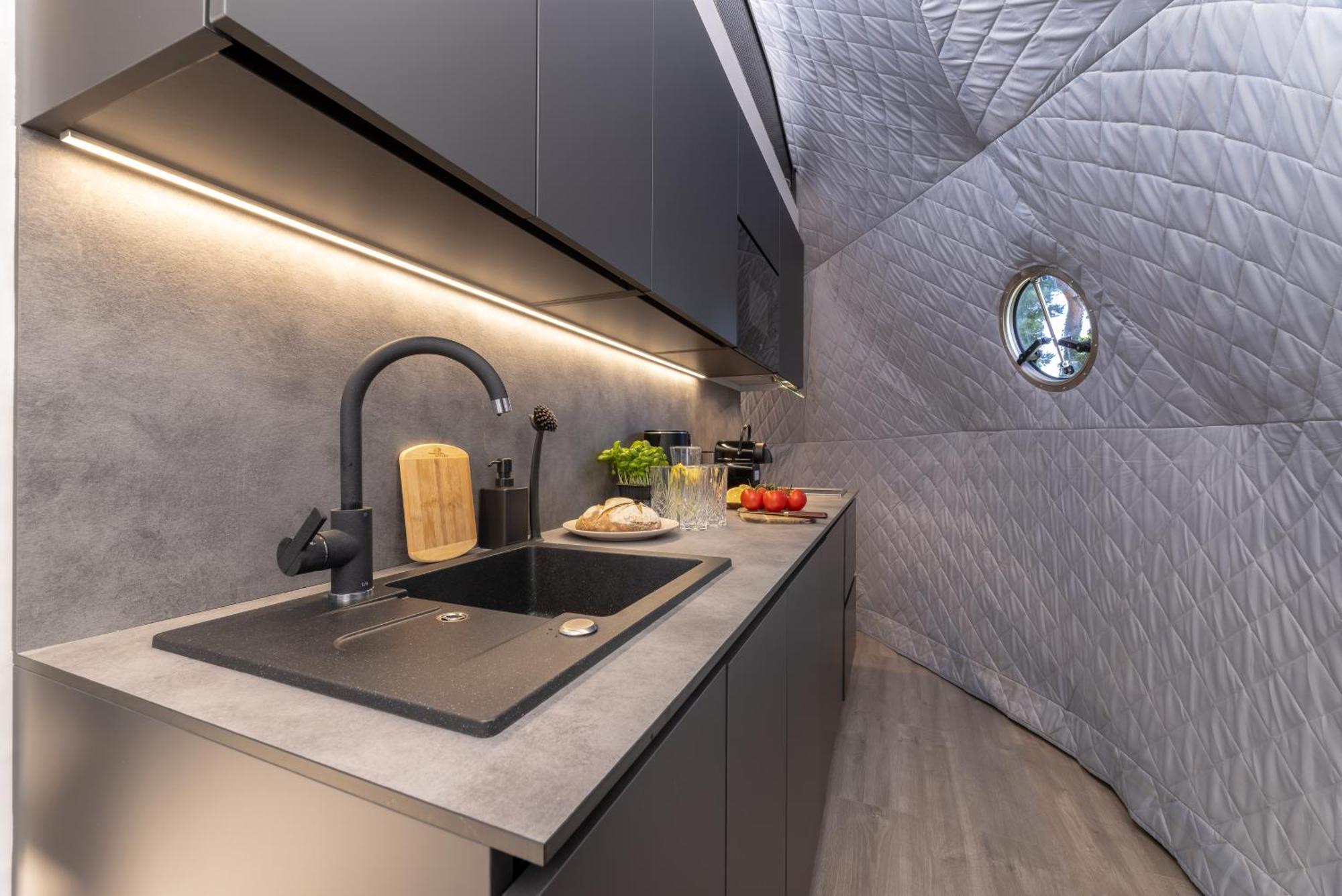 Glamping Escape To The Stars Under Skyline Prag