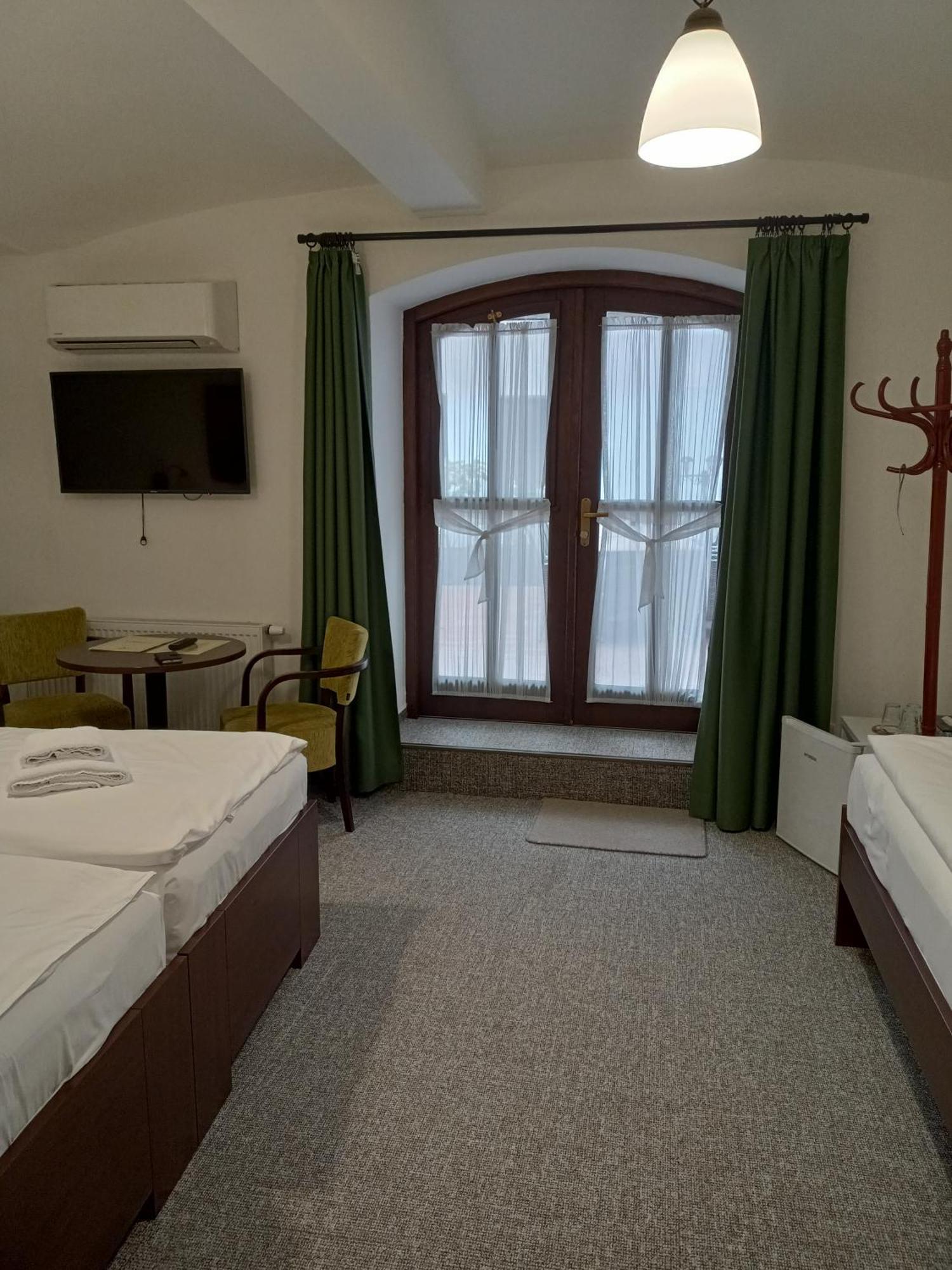 Oda ve Kahvaltı Old House 3*