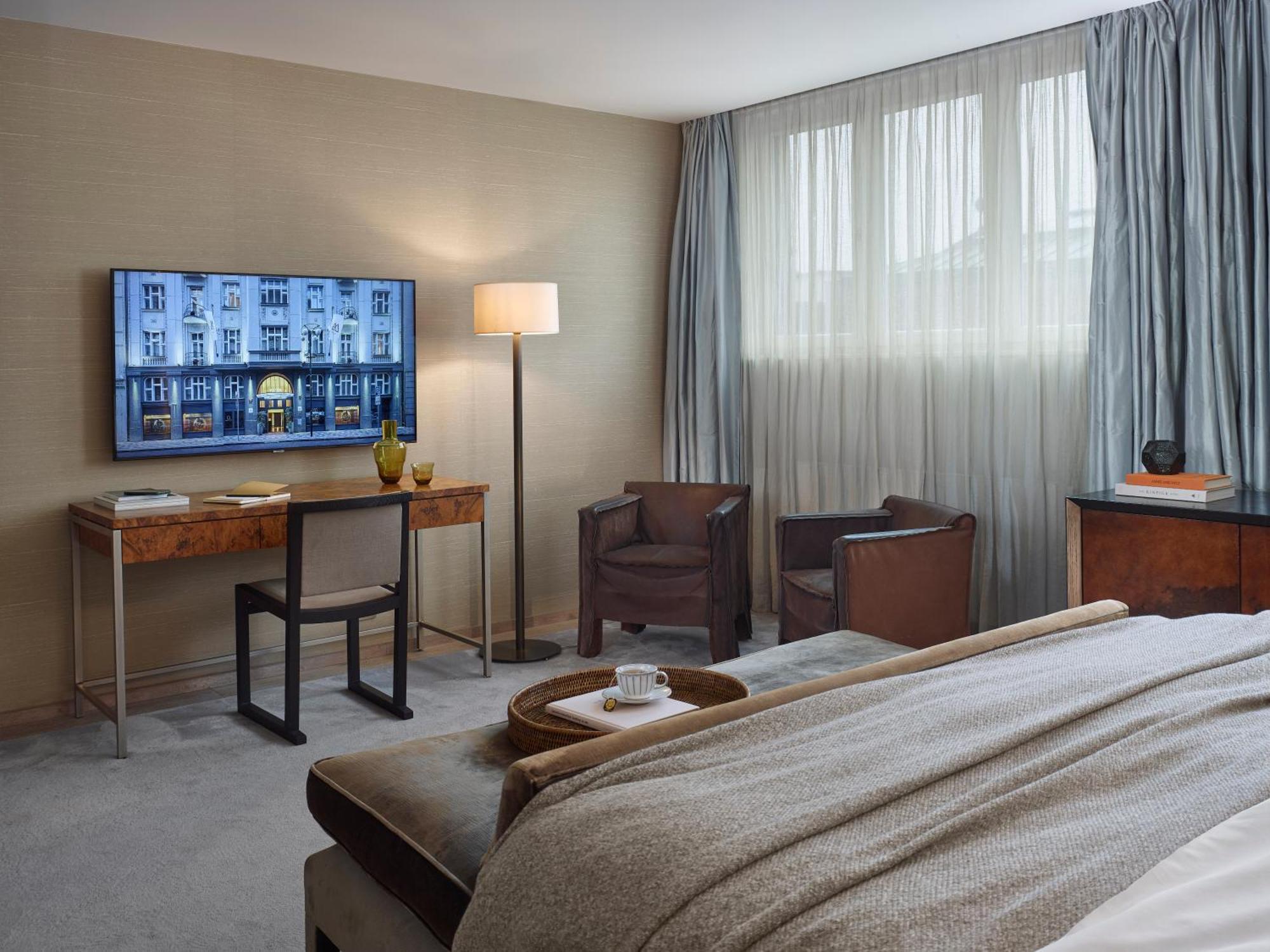The Emblem - Preferred & 5* Praga
