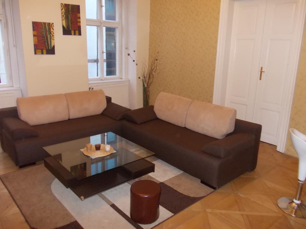 Mivos Appartement *