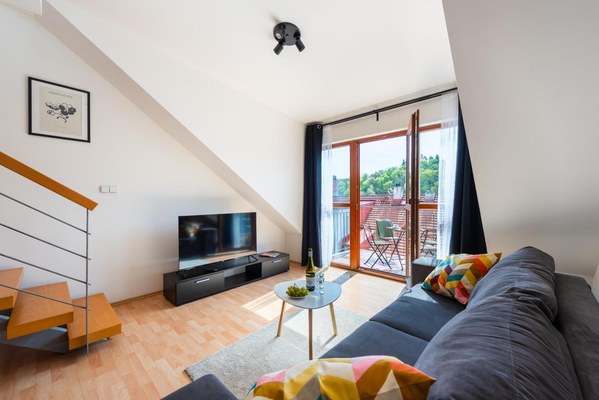 2-level With Large Balcony Apartment Prague