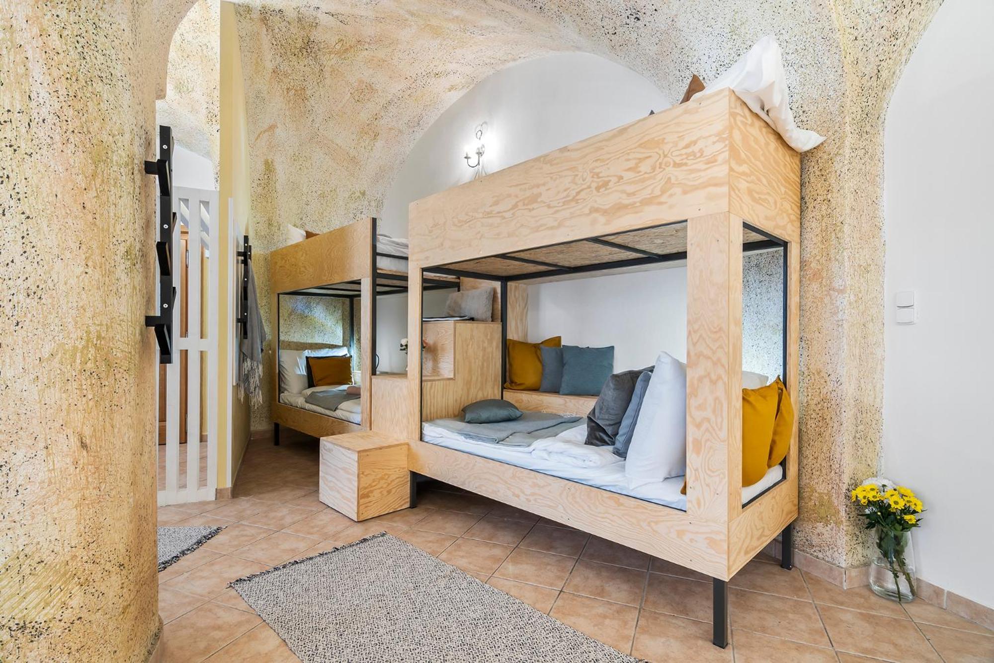 Charles Bridge Historical Apts By Michal&friends Daire