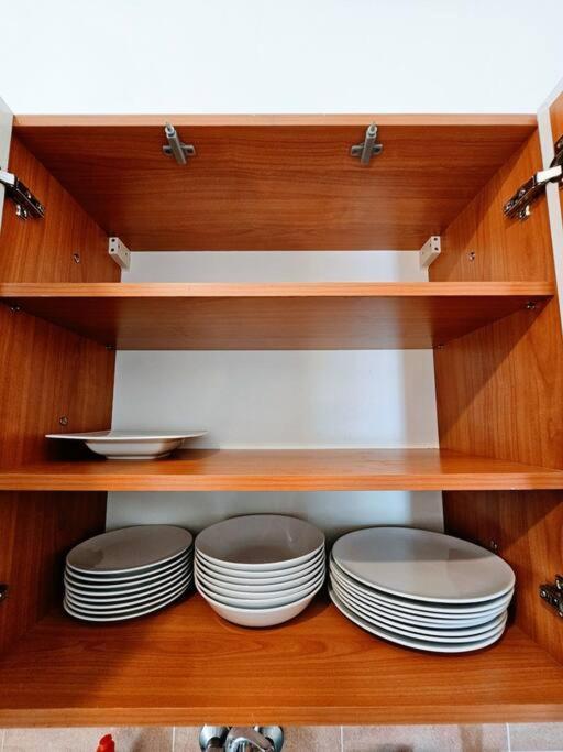 Swanky Daire *