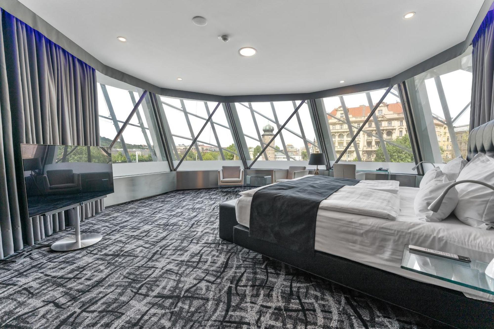 Dancing House - Tancici Dum Prague