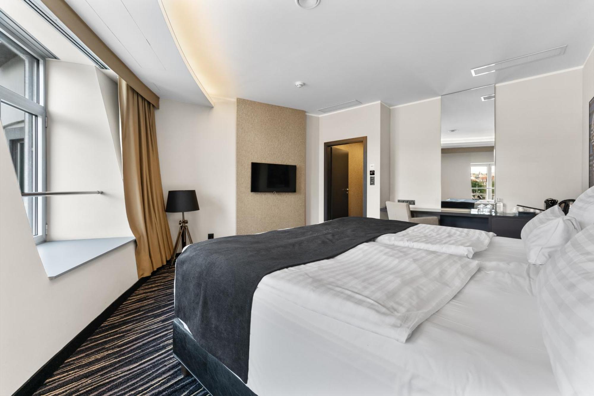 Dancing House - Tancici Dum Hotel