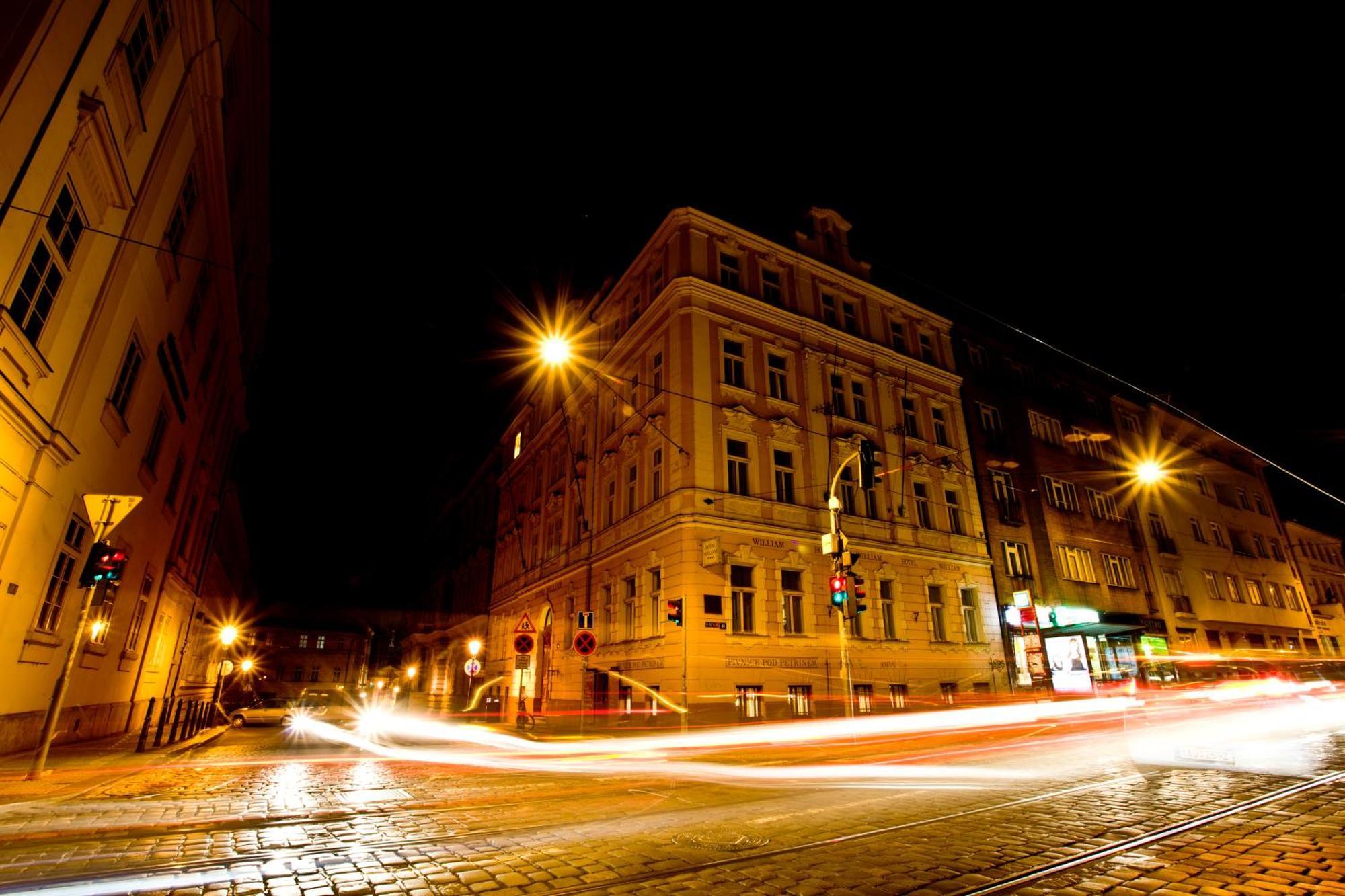 Otel William