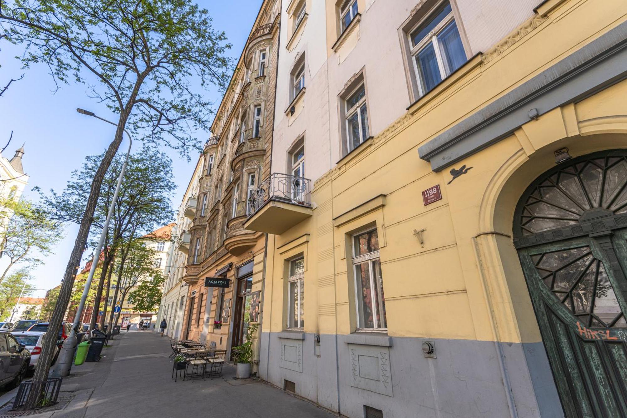 Slavikova Apartment *