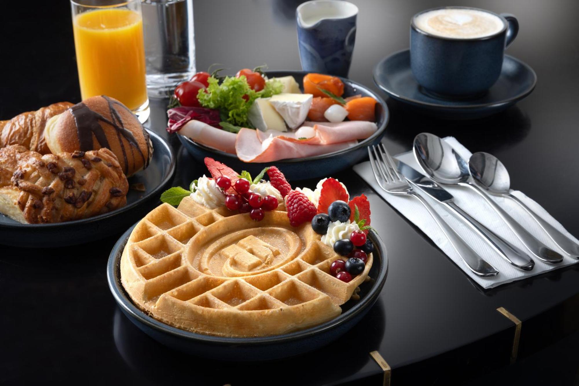 Hilton Old Town Hotel 5*