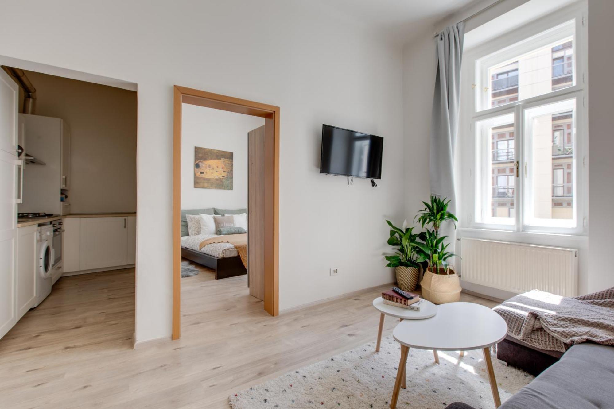 Romantic By The Park - Uaka7 Apartamento *