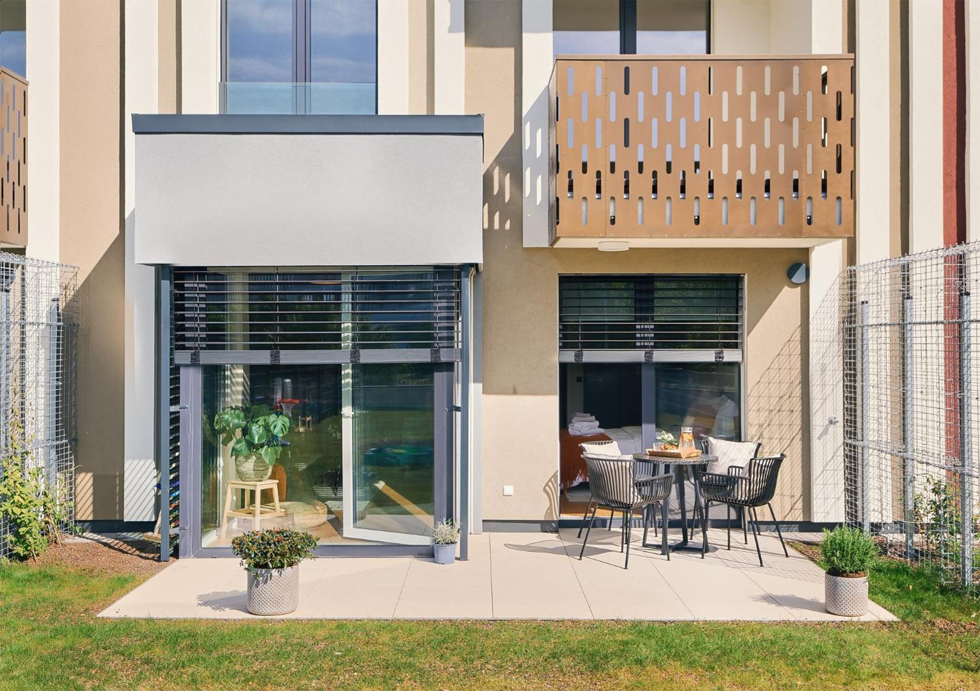 Beta - Free Garage, Air Condition, Garden, At Metro, 2nd Parking On Request * Prague