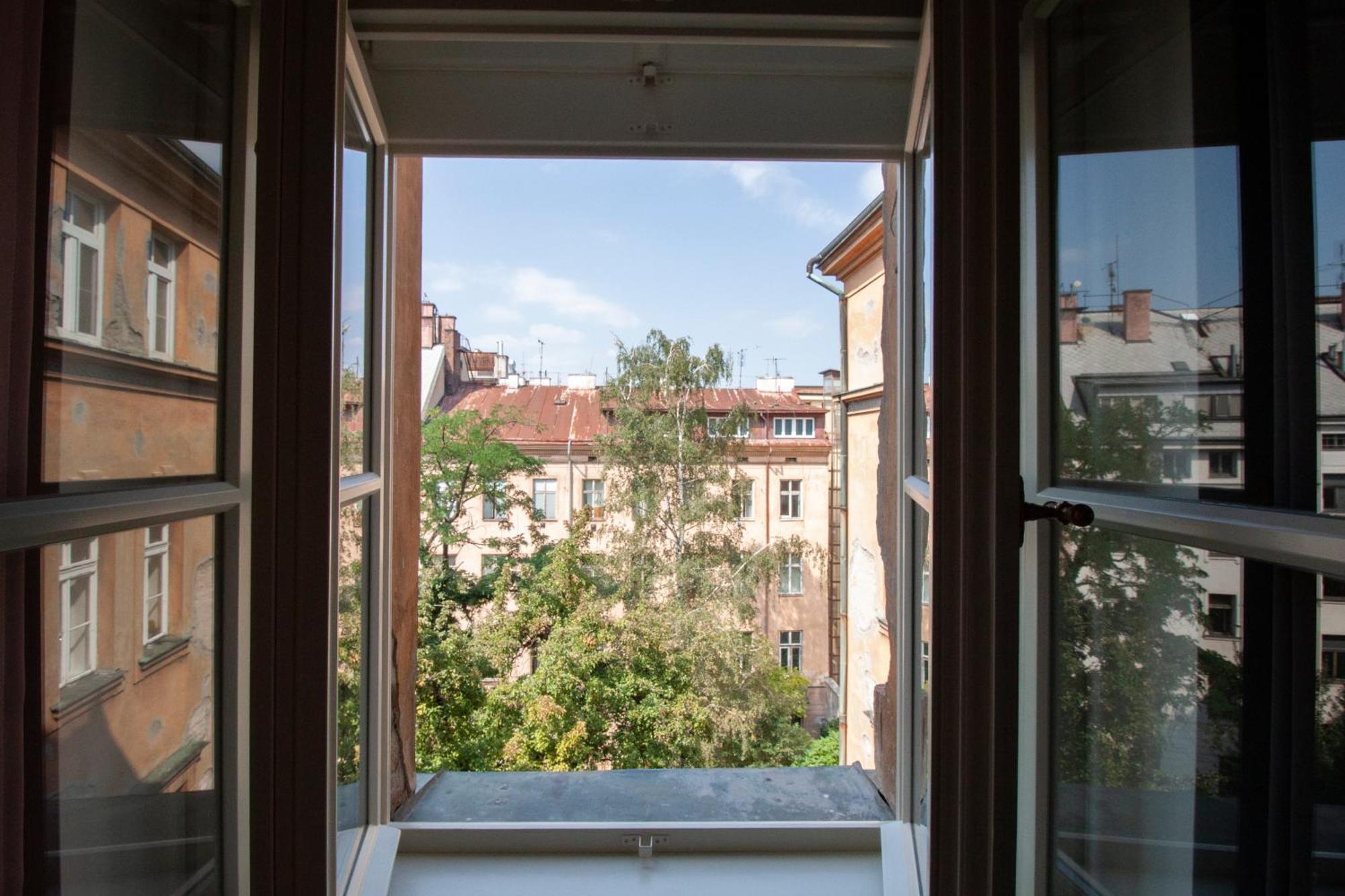 Spacious Cr Without Elevator Prague