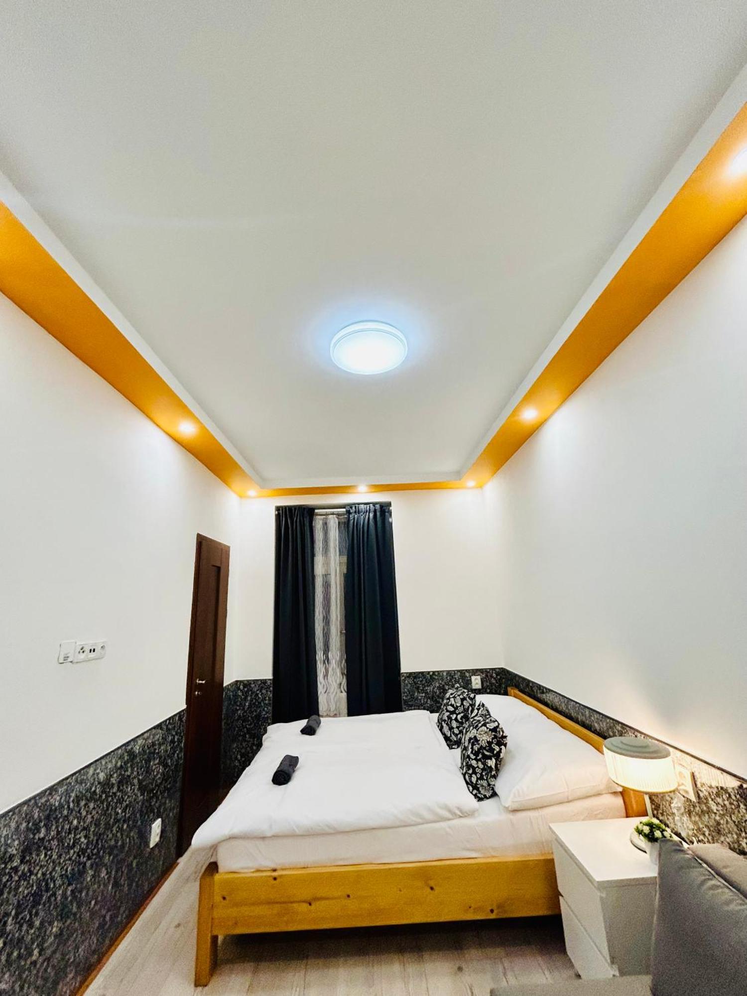 Modern Spacious In Center Prague