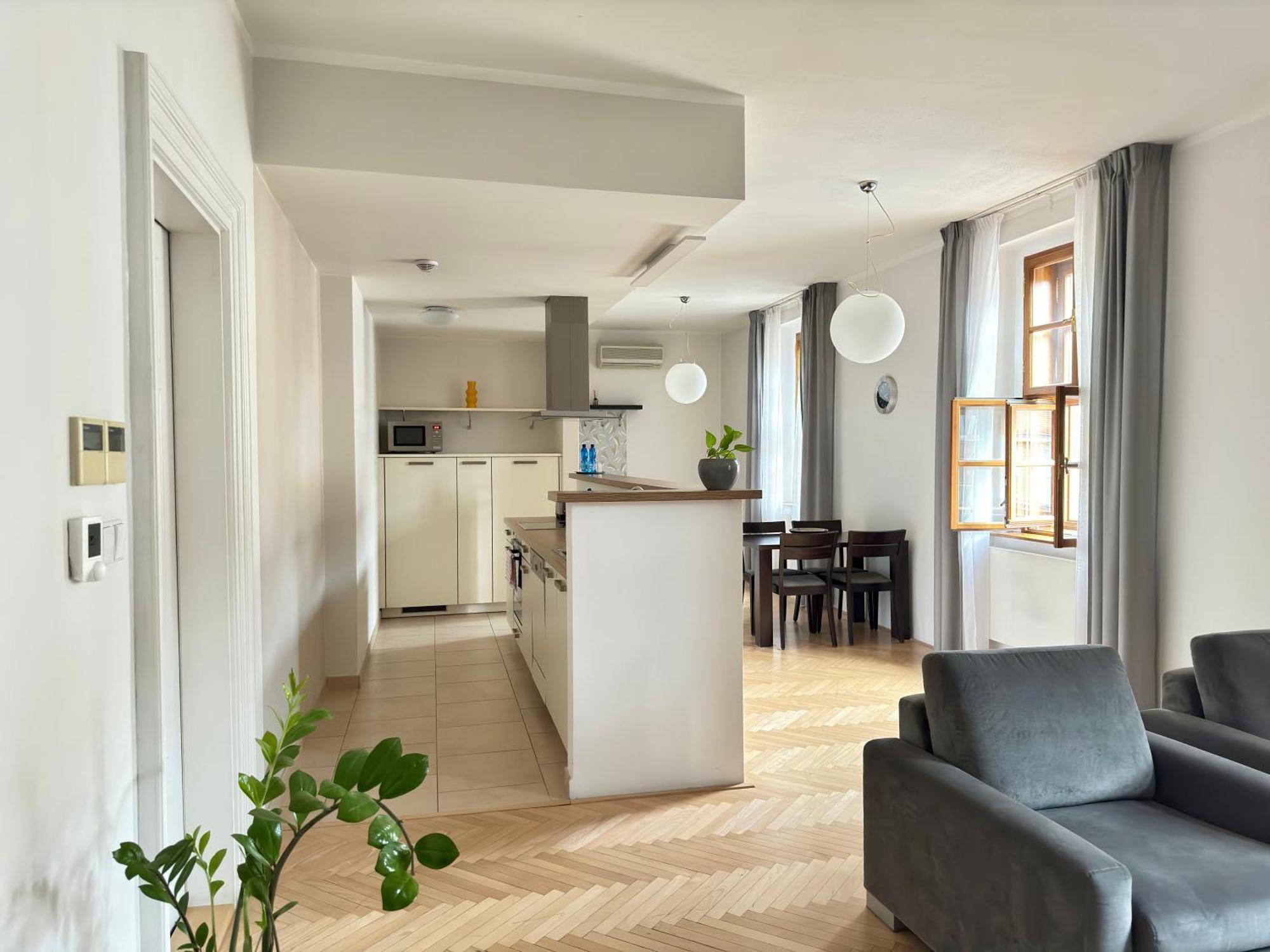 Rezidence Ostrovni 4*