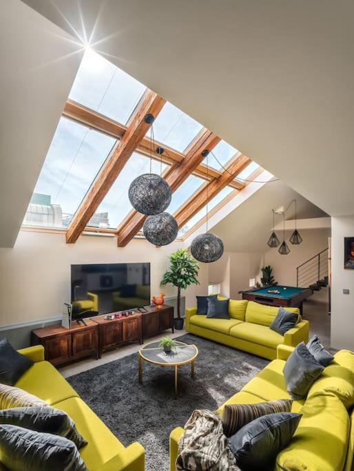 Apartment Ac Luxury Loft Friends & Family Edition *