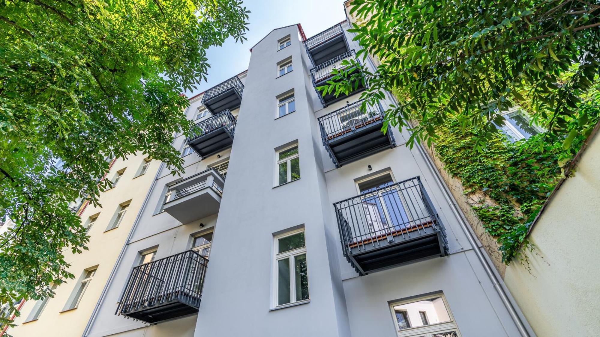 Apartamento In The Clouds Letna - Luxury With Romantic Balconies In Quiet Centre Of Praga