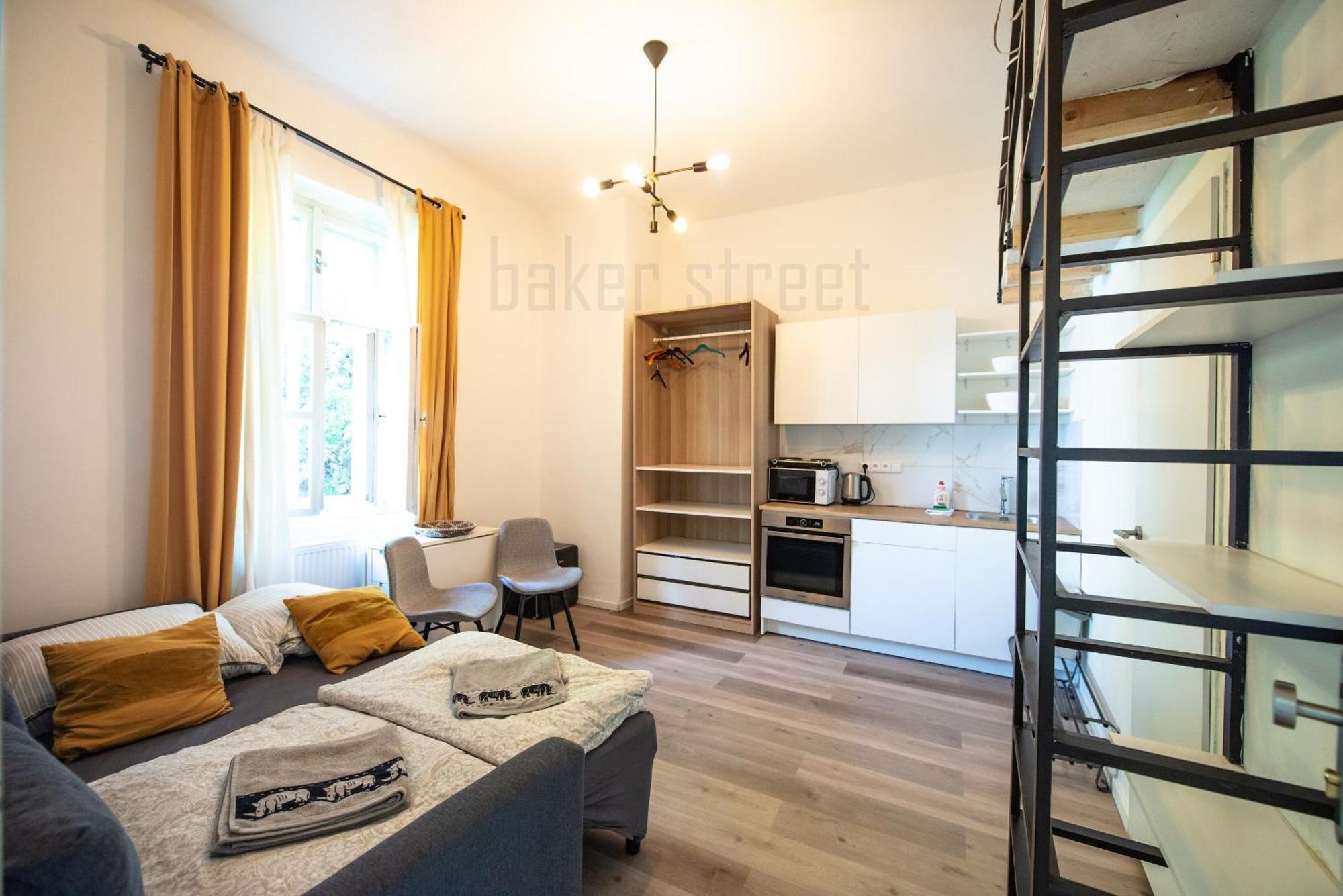 Storey Close To Metro Palmovka Daire Prag