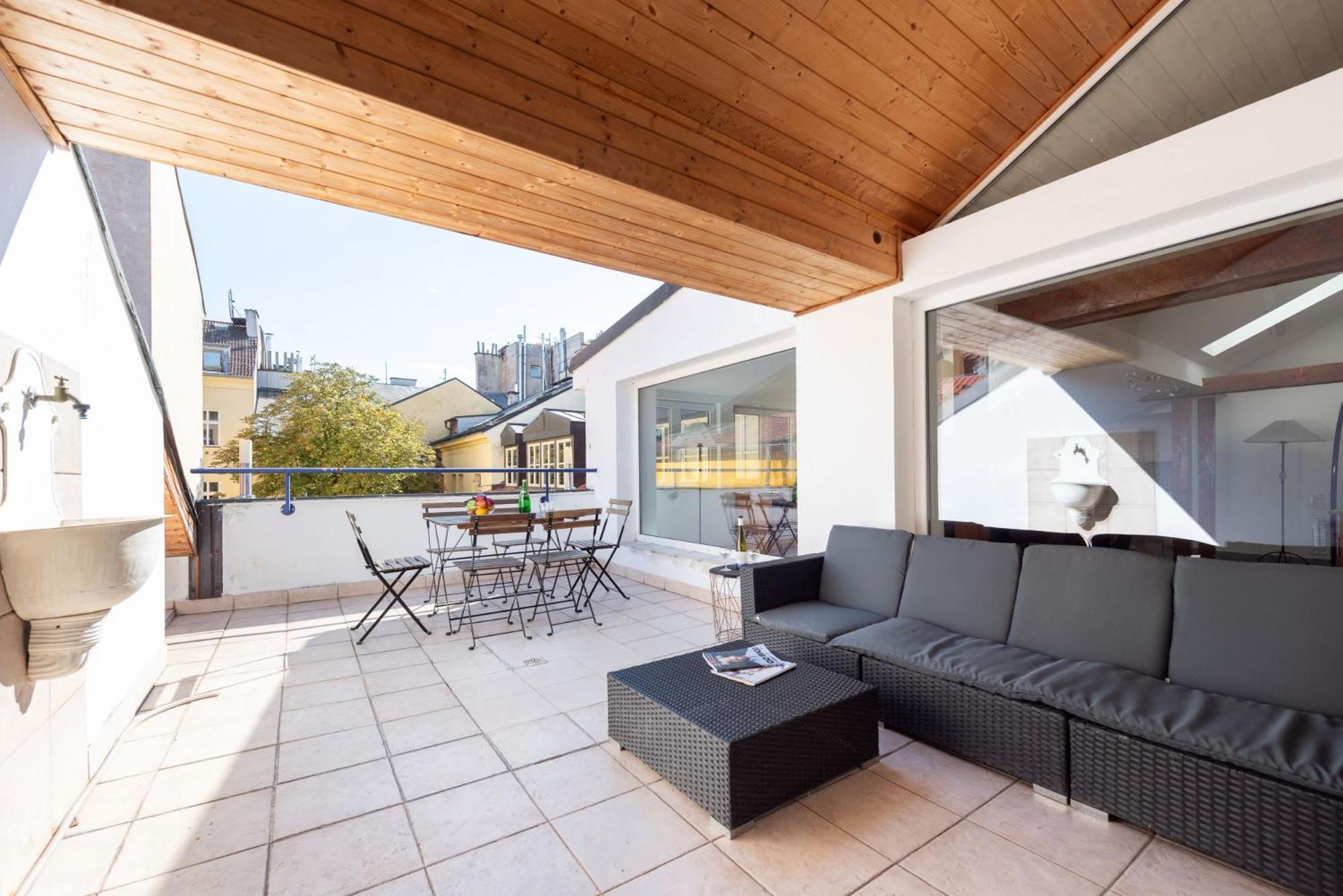 Apartment Cozy 4-bedrooms With Terrace *