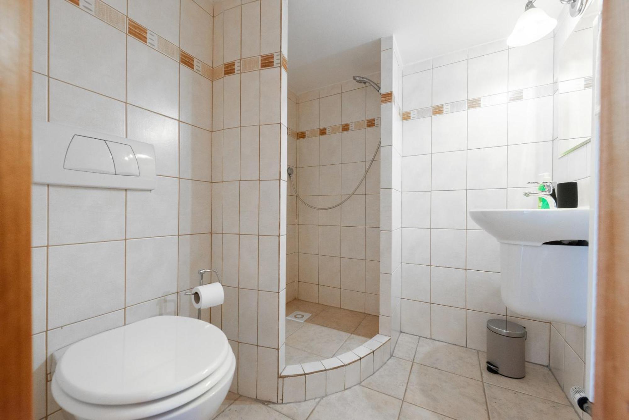 Spacious Near National Museum Apartment *