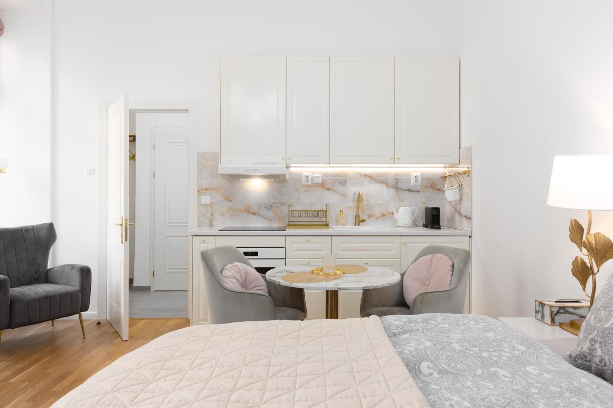 Apartment Klidny A Stylovy U Vaclavskeho Namesti Prague