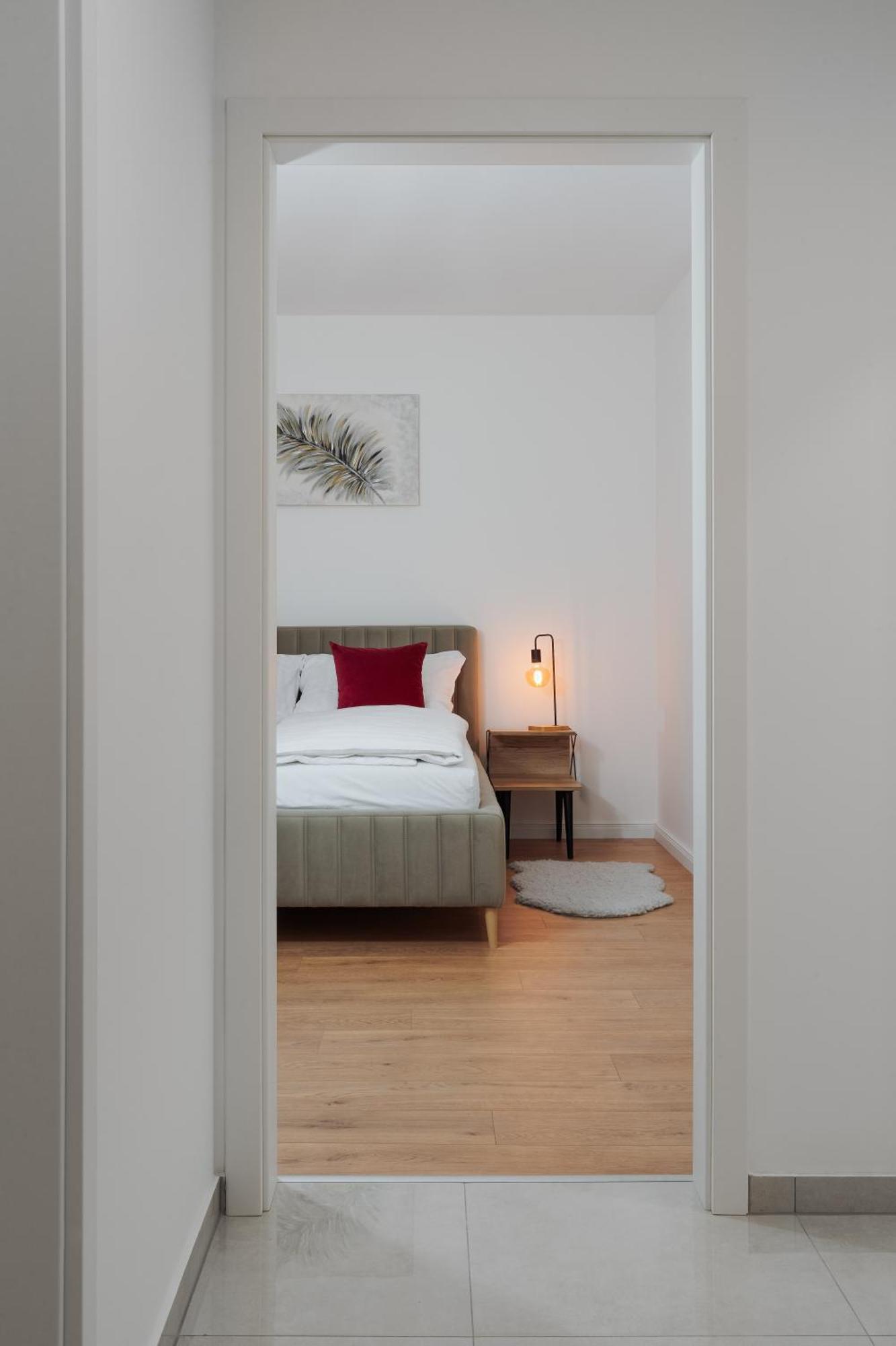 Apartment Granite - Cozy Center With Balcony