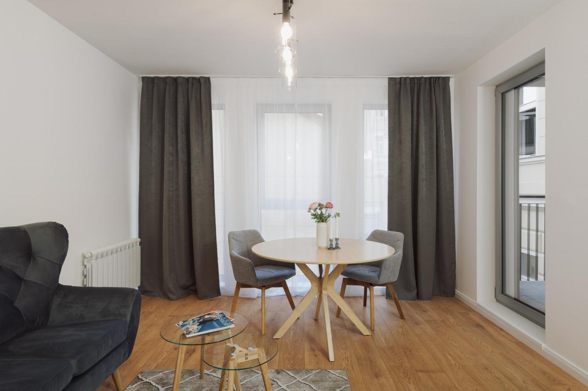 Apartment Granite - Cozy Center With Balcony *