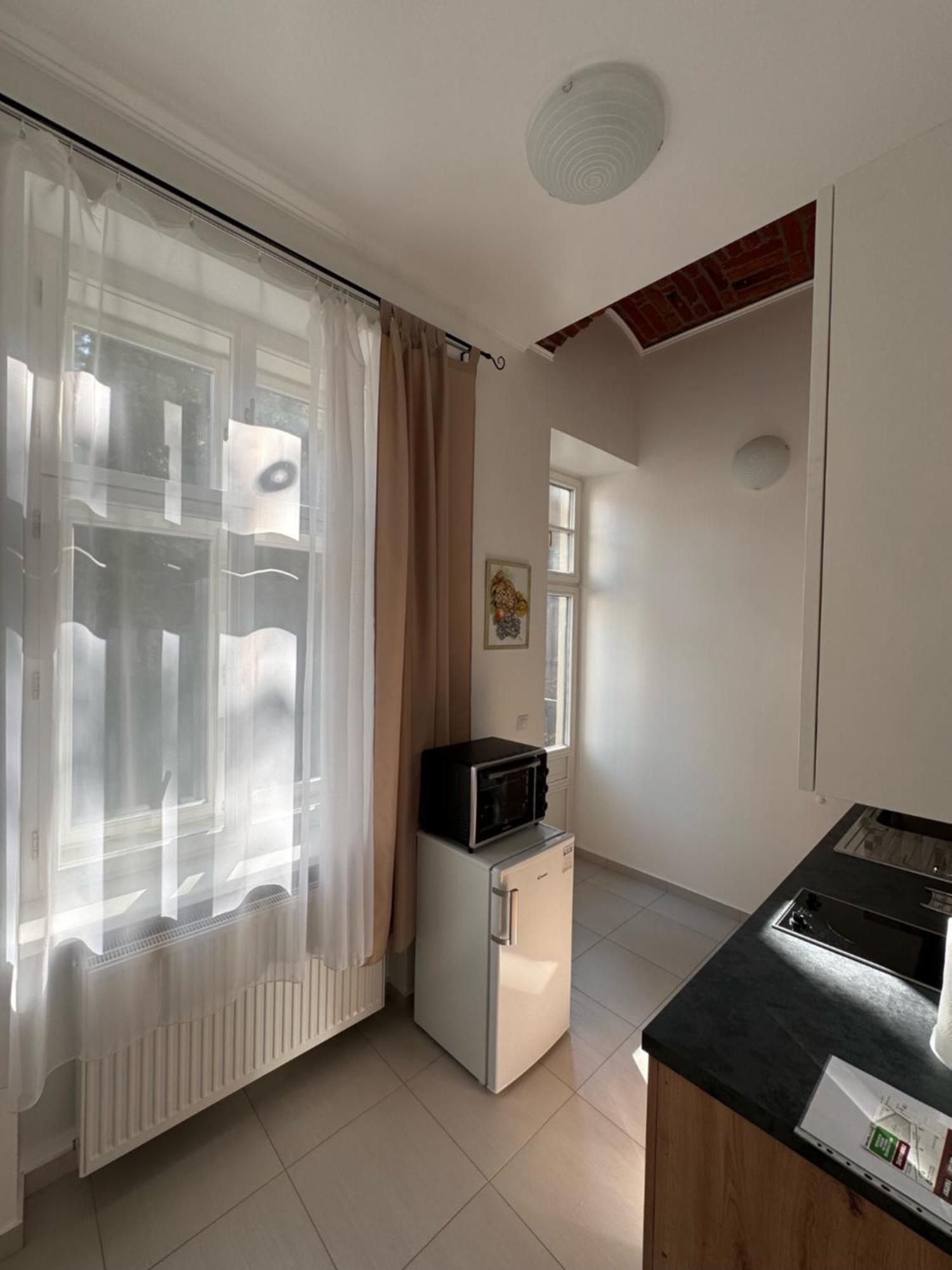 Arbes 10 - At The Yellow Duck Apartment Prague