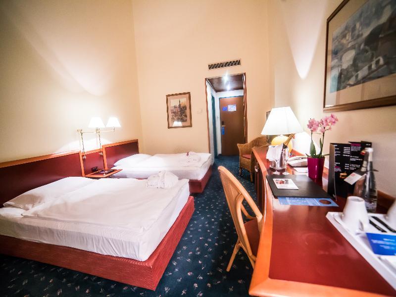 Nh Hotel Prague