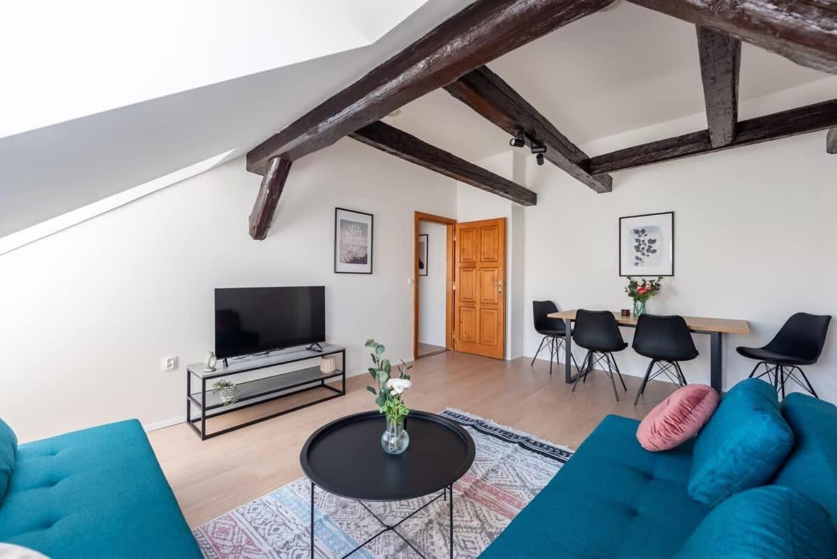 Zesty Family Friendly Elevator Access Old Town Appartement Prague