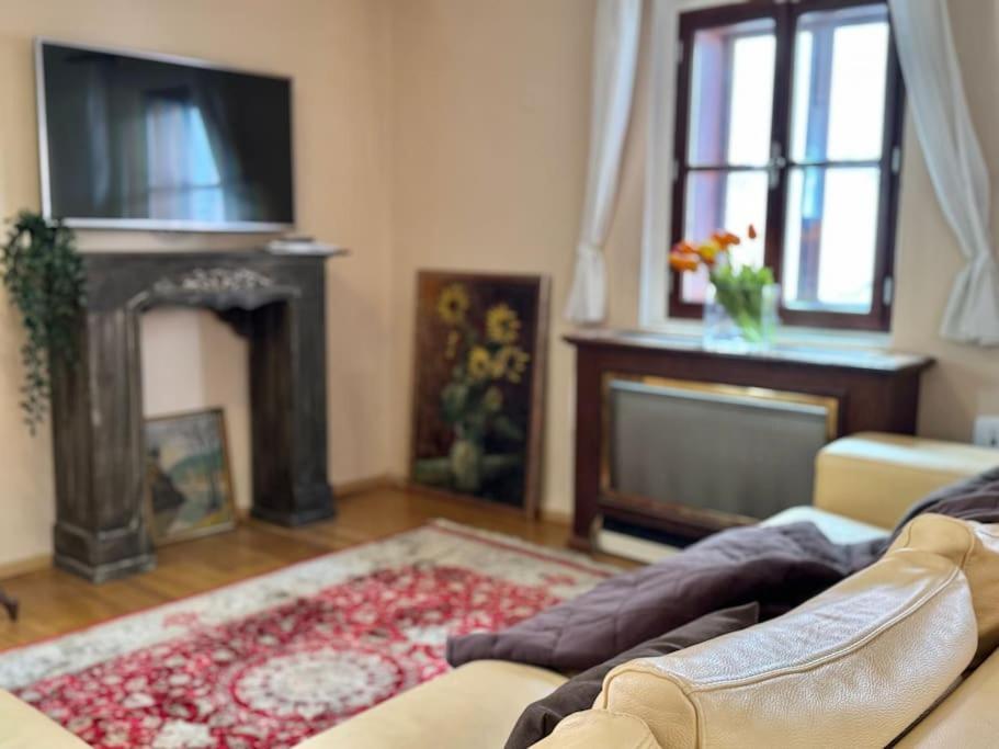 2-floor Traditional *
