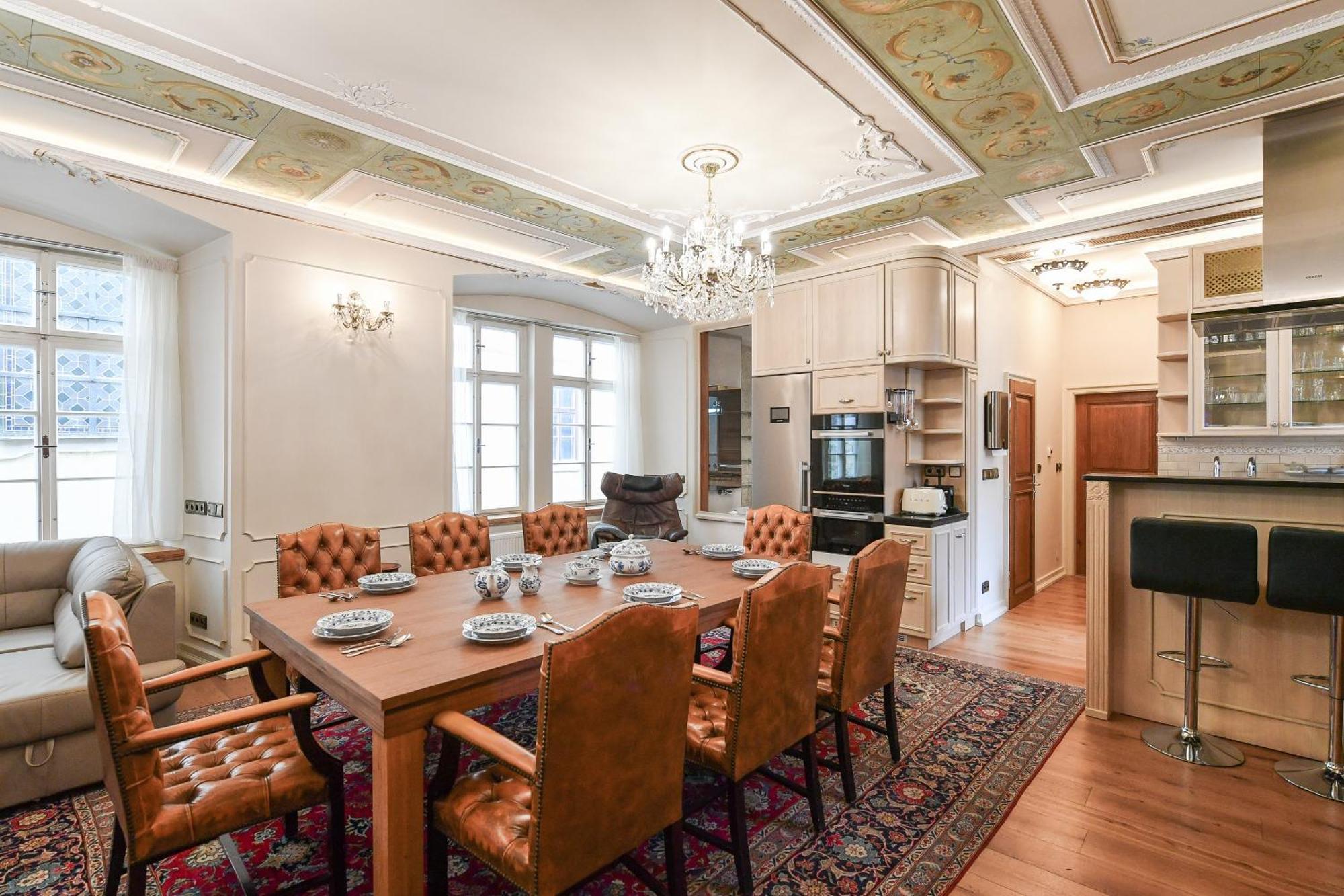 St Giles Sauna And Pool Table Apt Apartment *