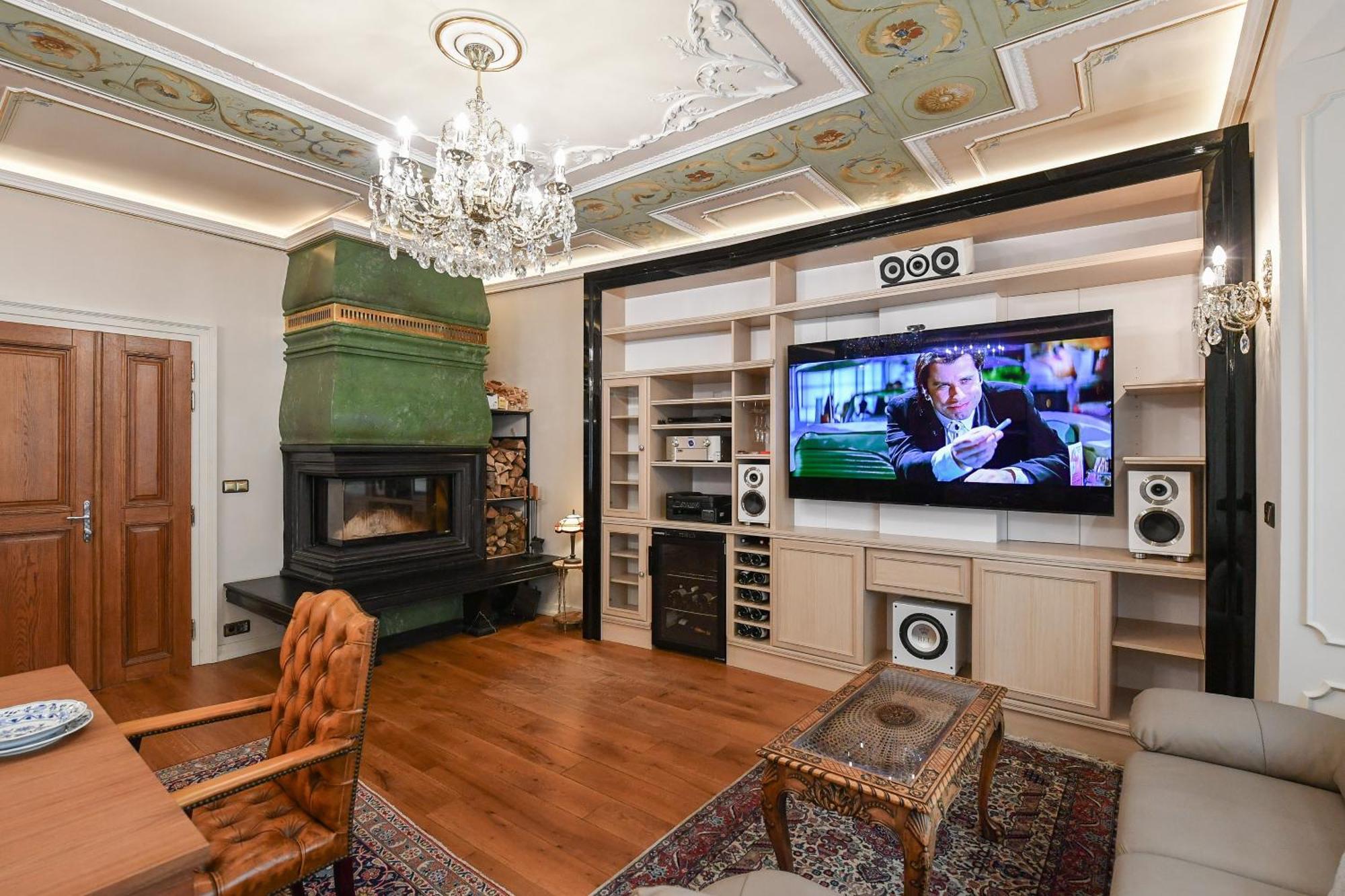 St Giles Sauna And Pool Table Apt * Prague