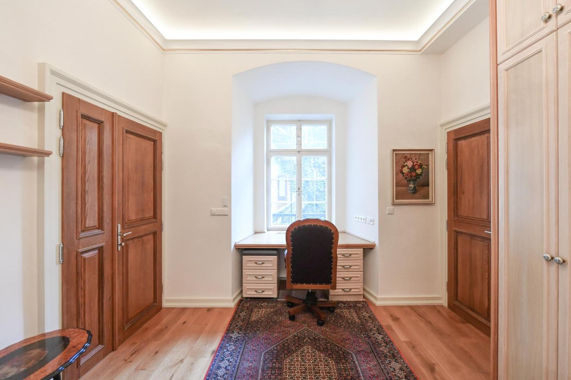 St Giles Sauna And Pool Table Apt * Prague