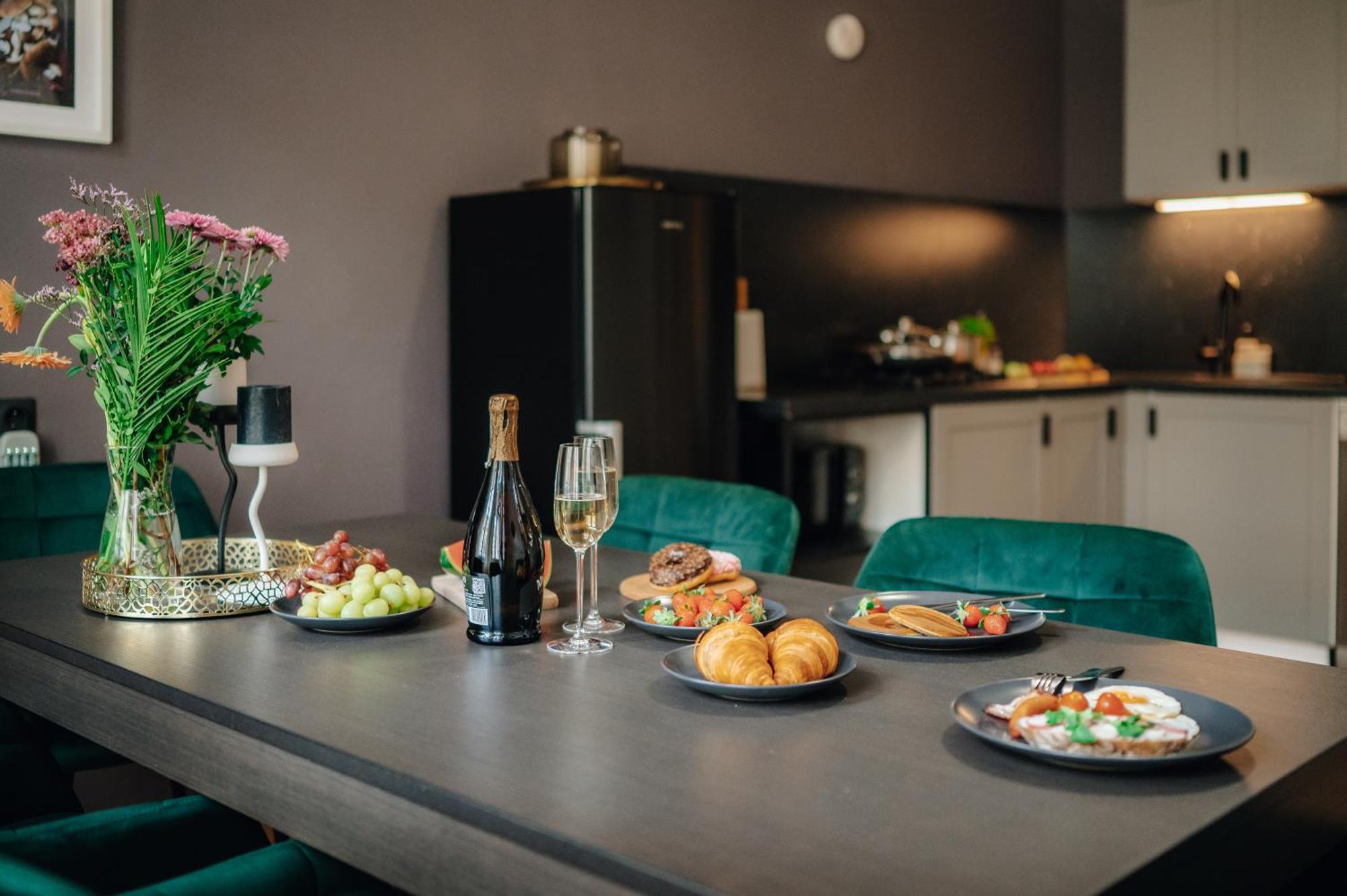 Apartamento Cinema Billiard & Foosball - Centre *