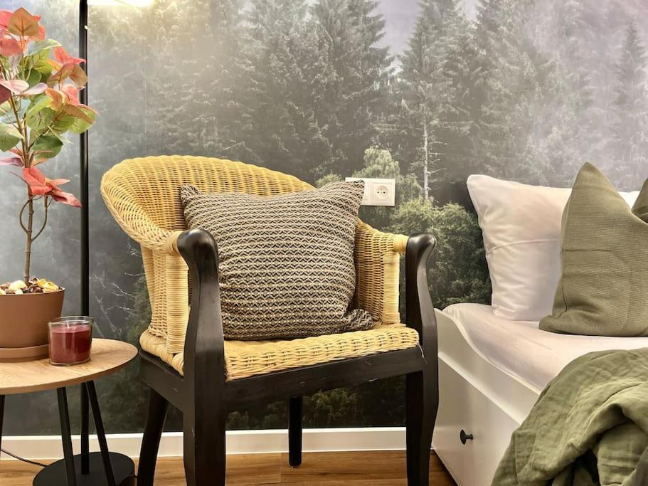 Apartment Pine - *