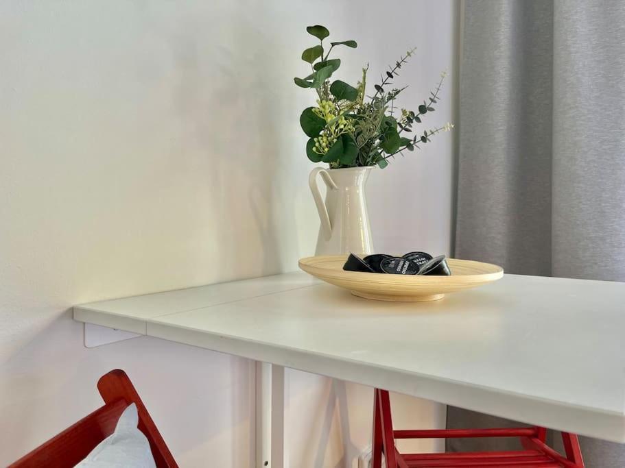 Apartment Sunlit - *