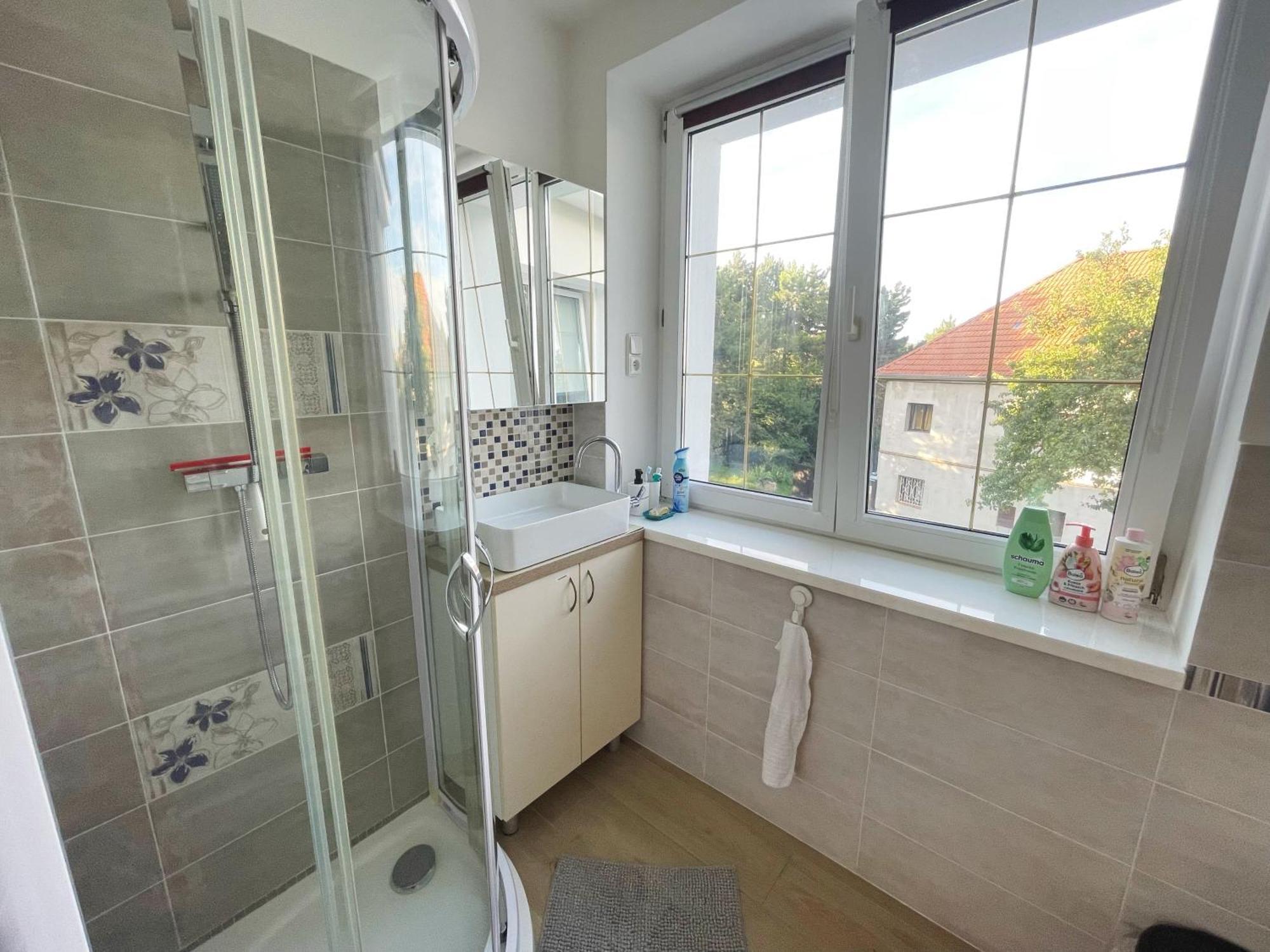 Bed & Breakfast Biomade Prague