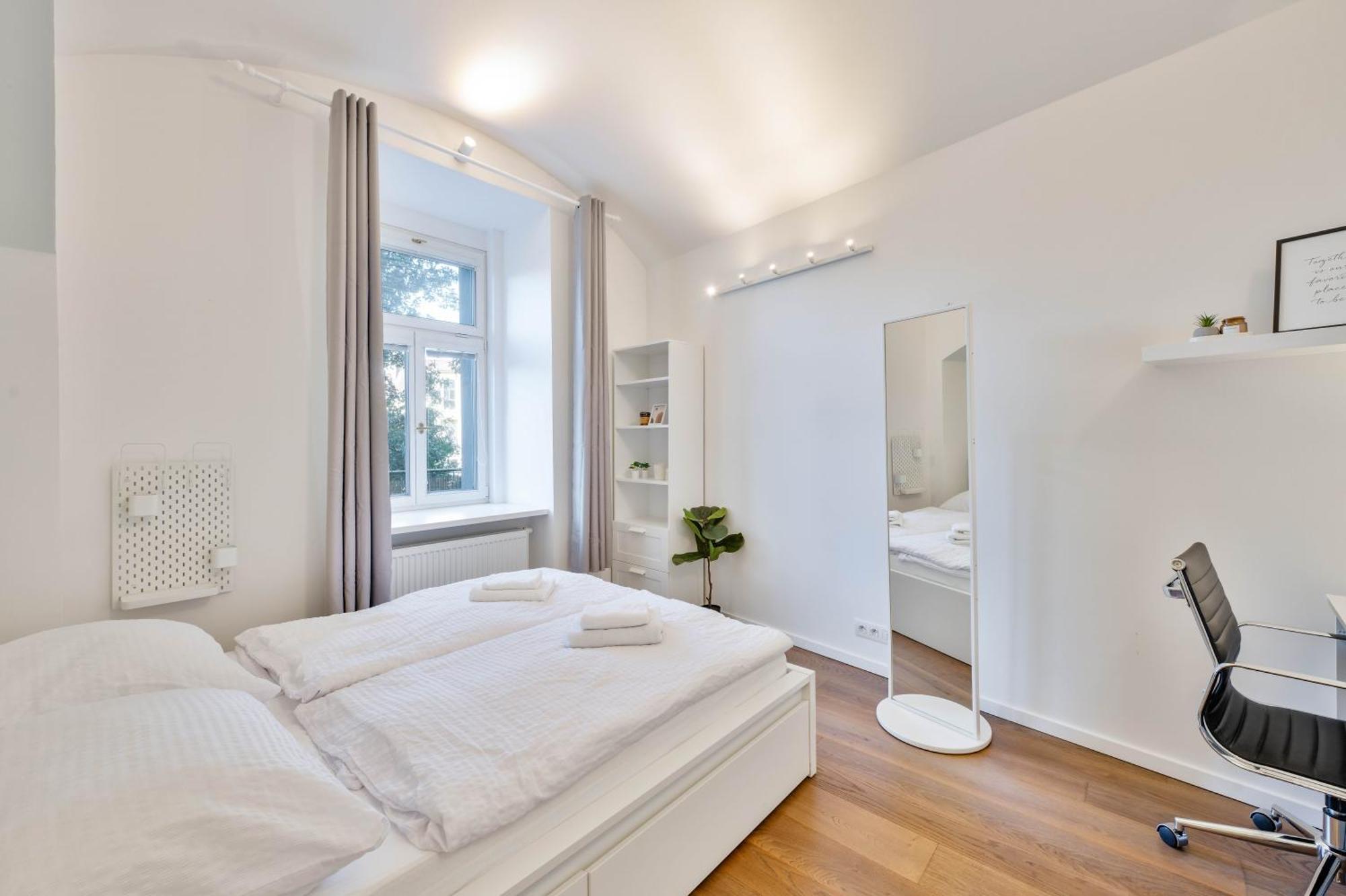 Daire Elegant With Terrace & Bike Path