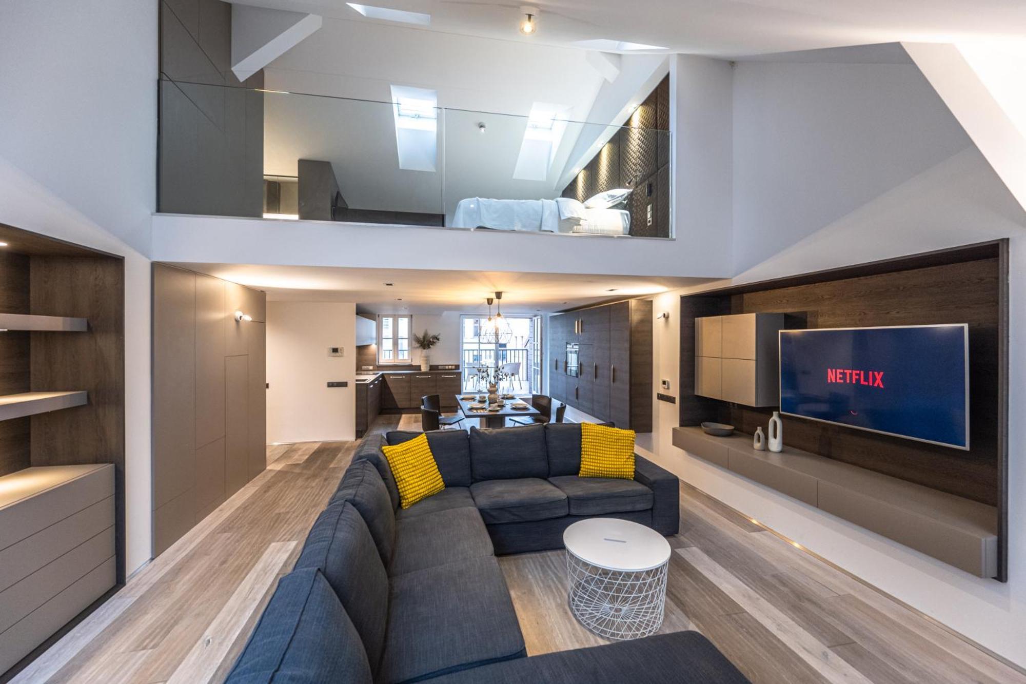 Wishlist Residences - Old Town Square * Prag