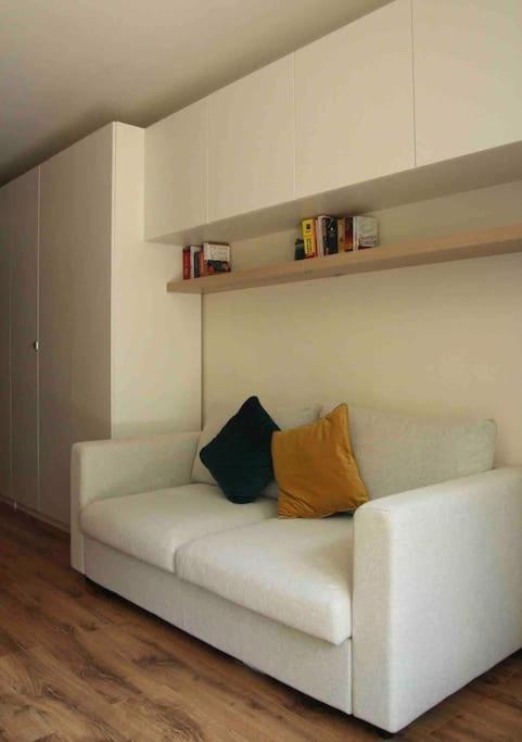 Charming Small And Private Garden Apartment