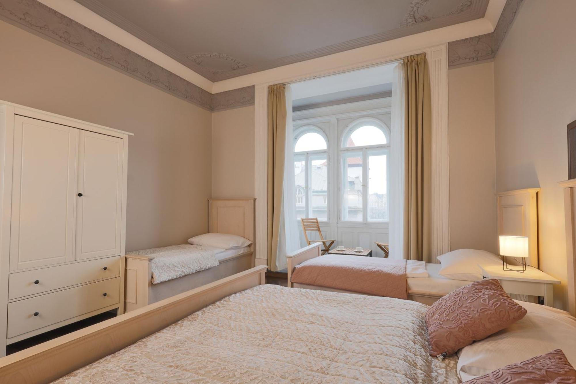 Appart hôtel Janackovo - Riverside 4*