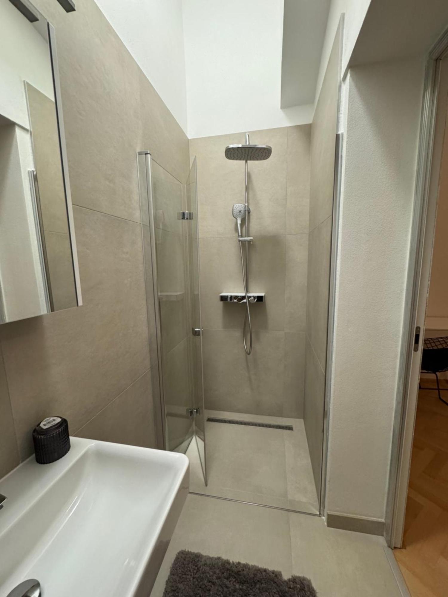 Wenceslas Square Bright Apartment Prague