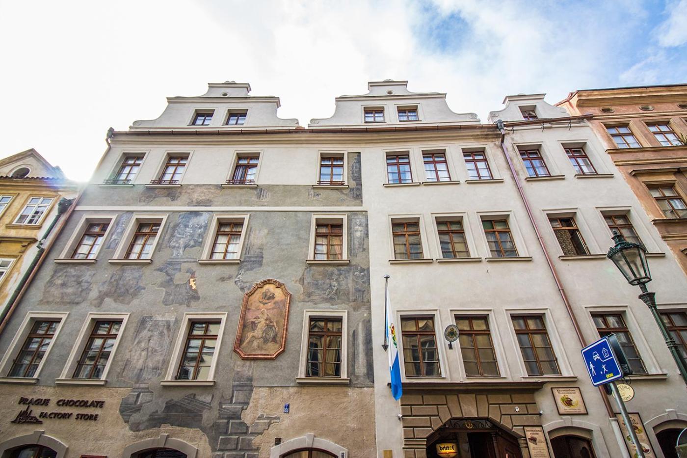 Thunovska Appartement *