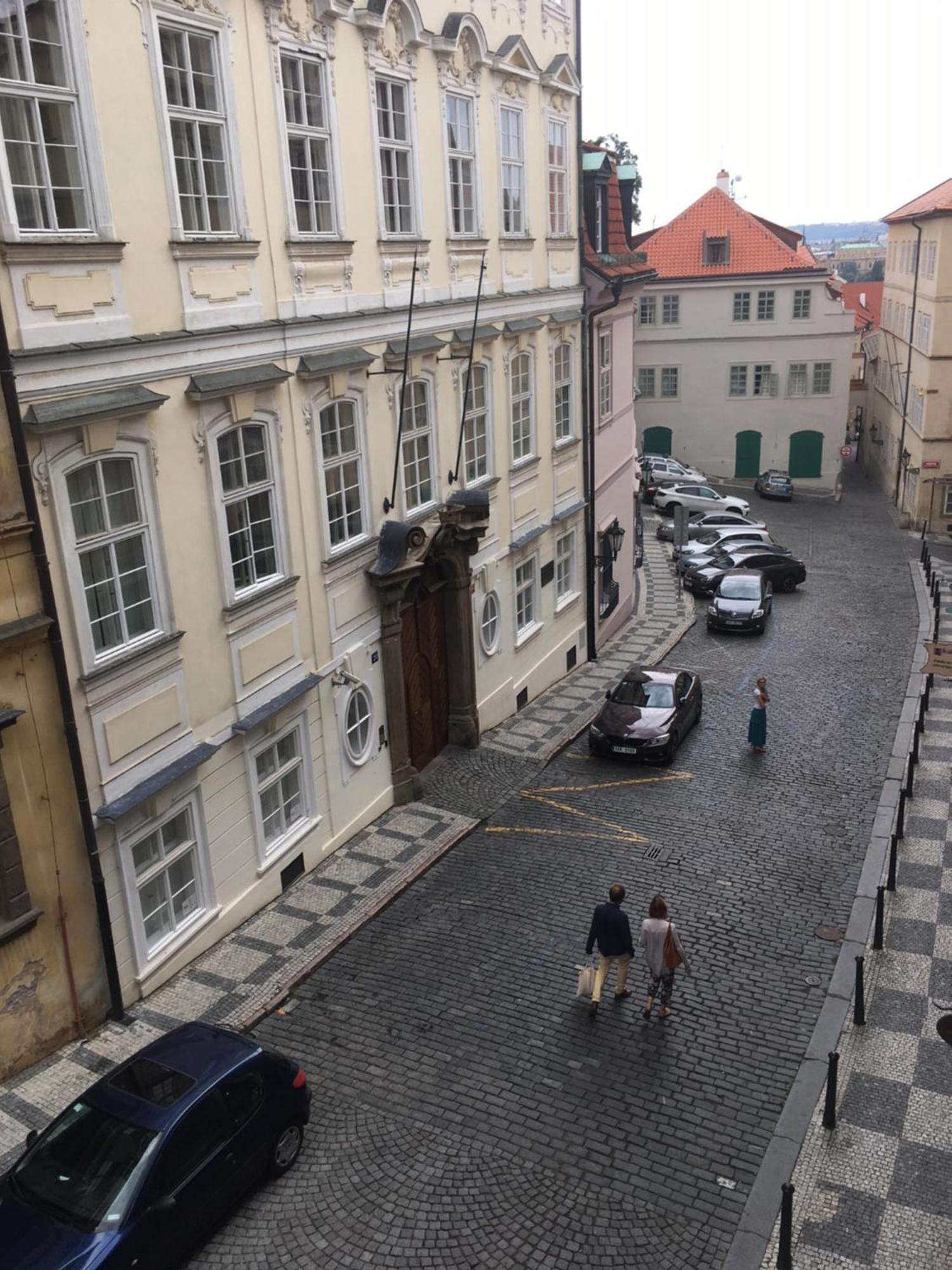 Thunovska Appartement Prague