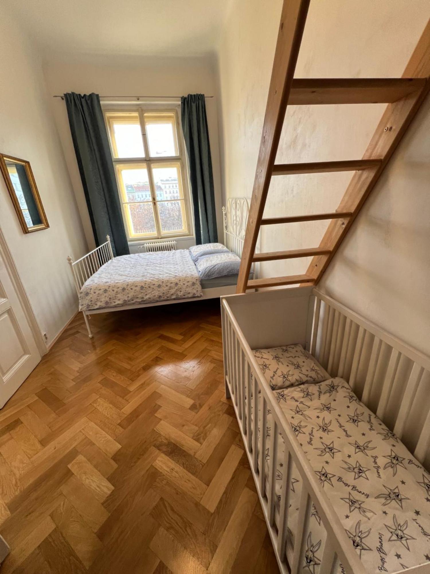 Wenceslas Square 150 M2 Prague